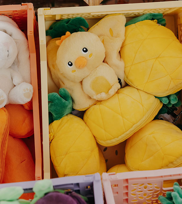 Toys & activities