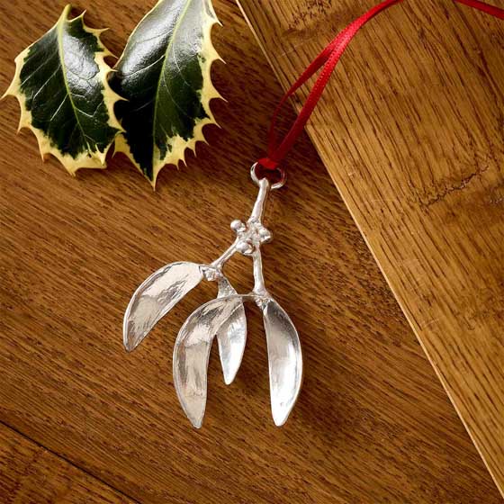 Hanging mistletoe Christmas decoration, pewter product photo default L