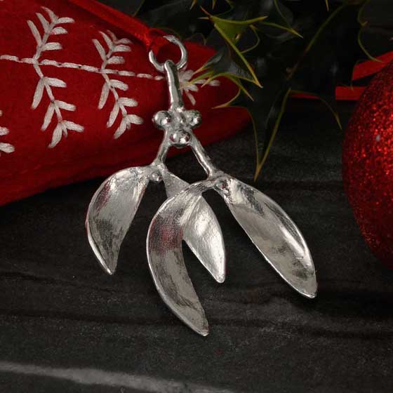 Hanging mistletoe Christmas decoration, pewter product photo side L