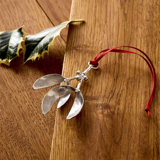 Hanging mistletoe Christmas decoration, pewter product photo back L