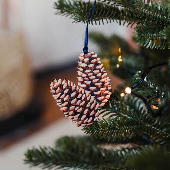 Pinecone Christmas decoration product photo side L