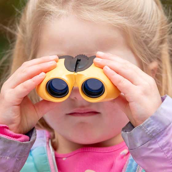 Puffin Jr children's binoculars, soft yellow product photo side L