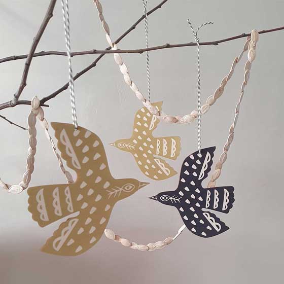 Hand-printed spring green Blackbird hanging decoration product photo side L