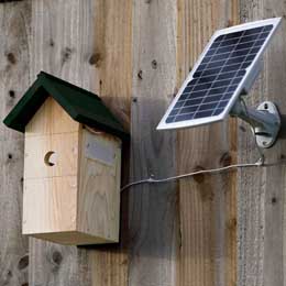 Solar-powered wireless wifi nest camera product photo