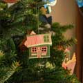 Gingerbread house hanging decoration product photo side T