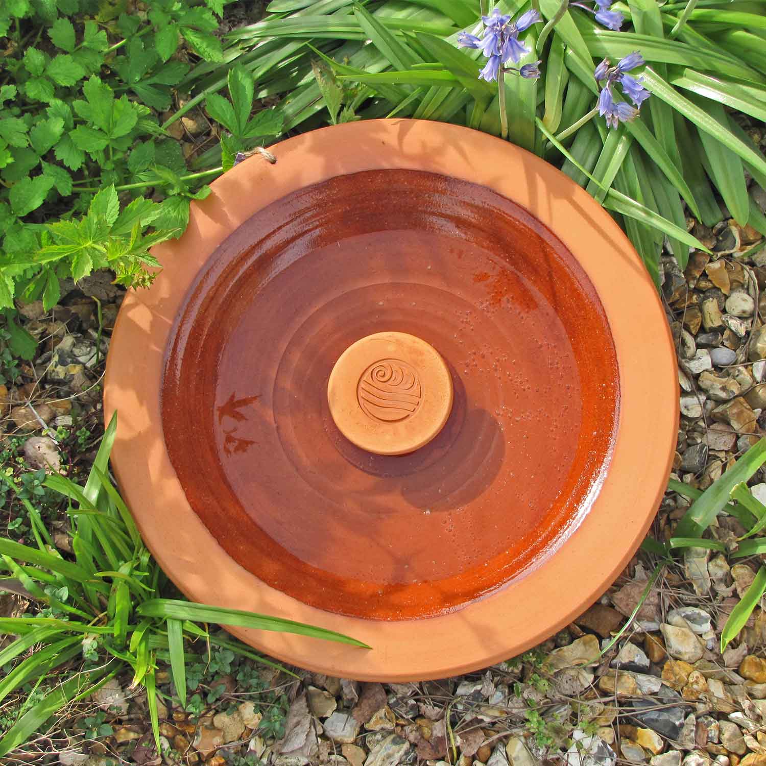 Wild island bird bath Bird bath range for garden birds