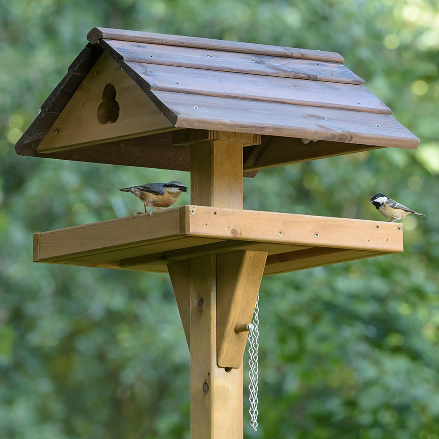 Free standing bird tables
